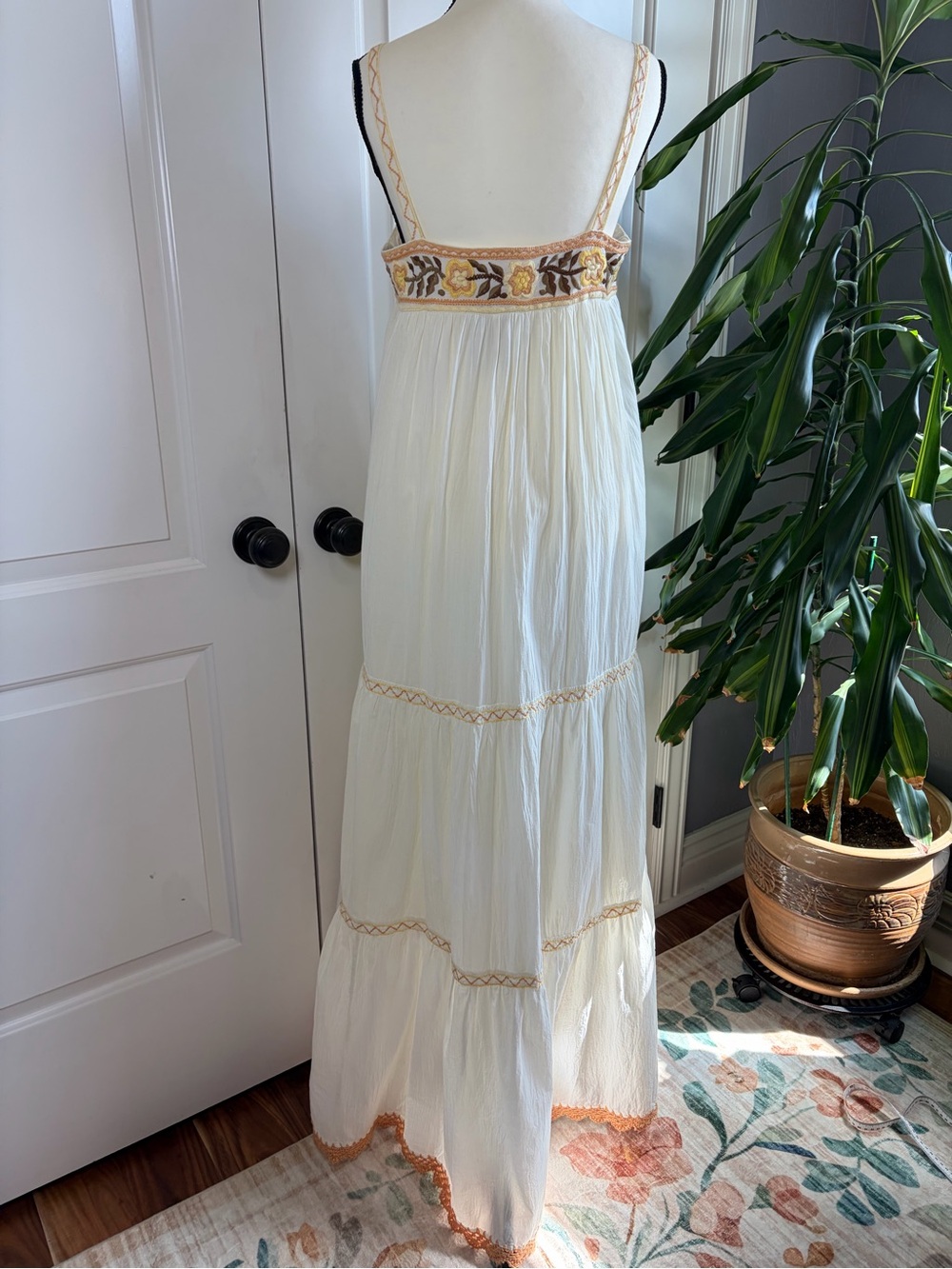 Chasing Unicorns RARE Cream Maxi Dress with Yellow Embroidery - Picture 6 of 15